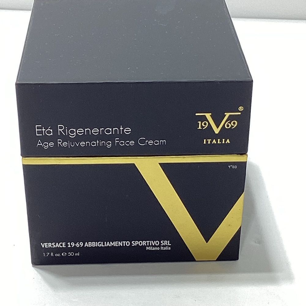 Versace Age Rejuvenating Face Cream New In Box